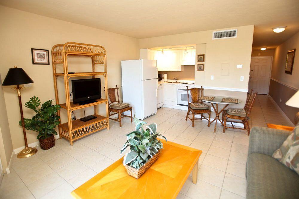 Marco Beach Vacation Suites Caxambas Exterior foto